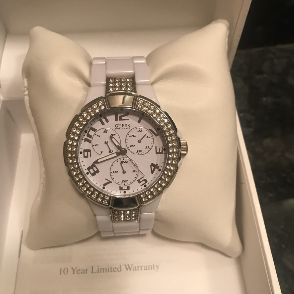 Guess Watch! Like new! Great gift!